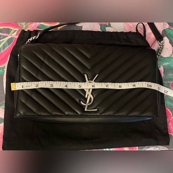 Yves Saint Laurent Black Quilted Clutch - Picture 16 of 17
